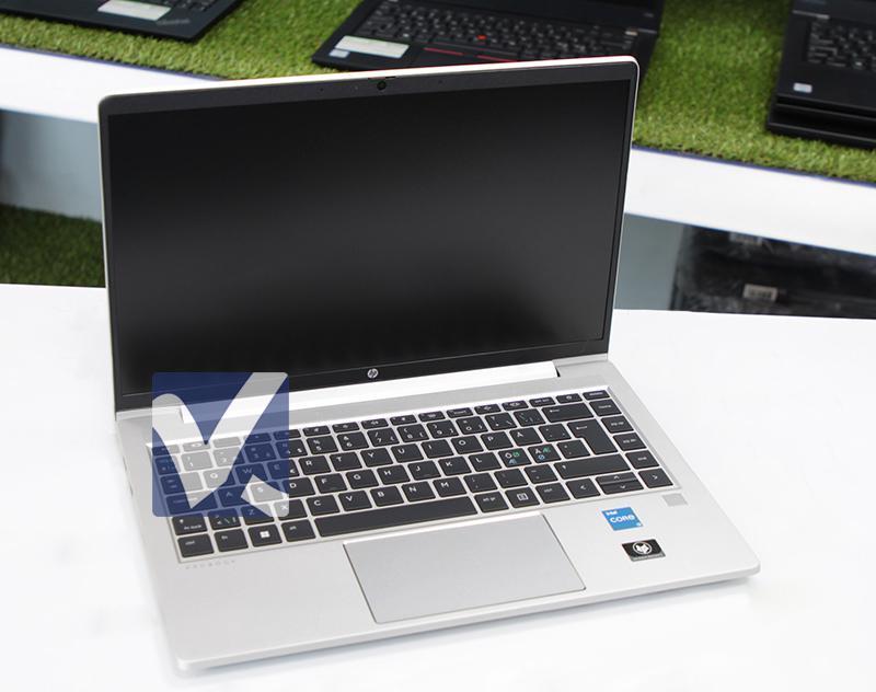 Бизнес лаптопи HP ProBook 440 G9